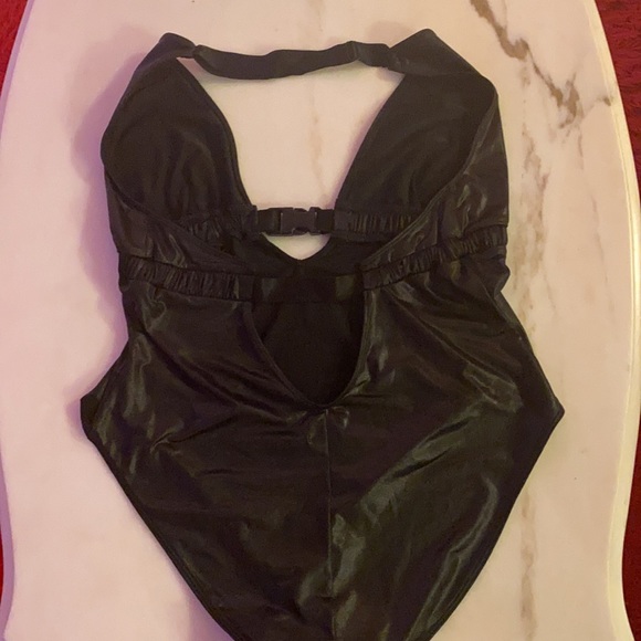 One piece body suit fake leather - Picture 2 of 4